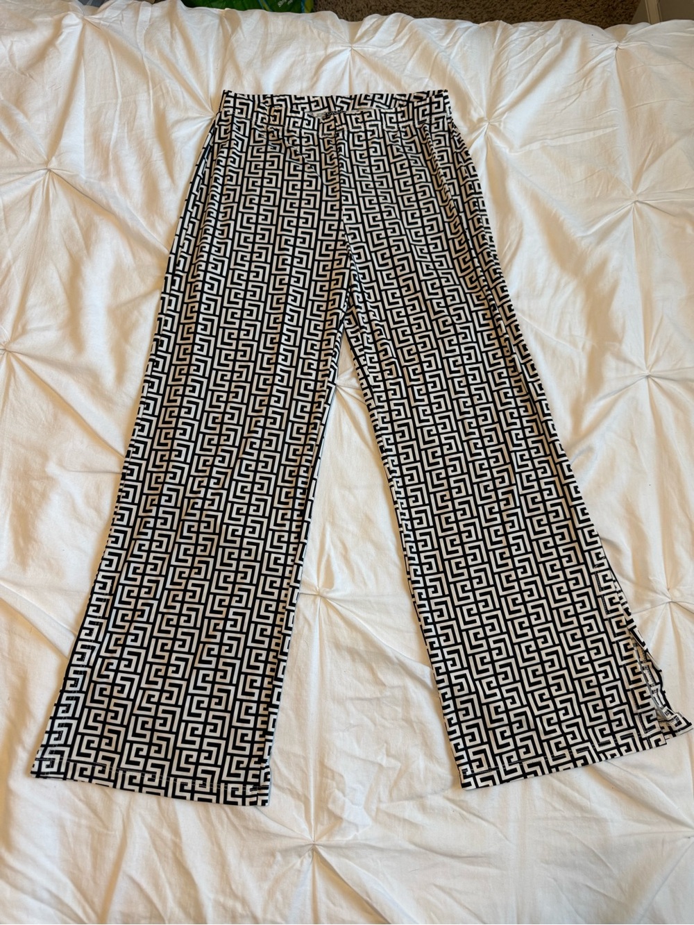 Clara Sun Woo Women’s Pull-On Straight Leg Stretch Knit Pants Black/White M